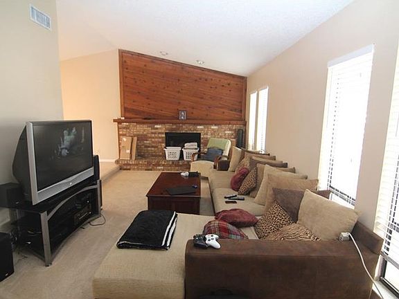 3rd image of 5560 Pentail Cir