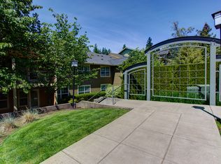 Commons at Sylvan Highlands Apartments, Portland, OR 97225