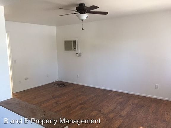 4th image of 204 3rd St APT B