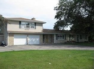 3182 N Us Highway 251, La Salle, IL 61301