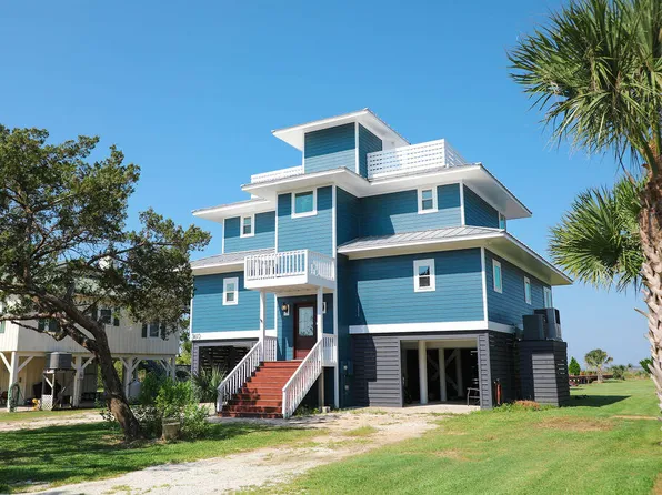 3610 Yacht Club Rd, Edisto Island, SC 29438