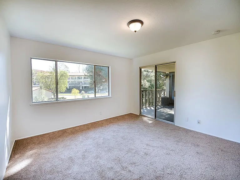 17027 Bernardo Center Dr #B — Photo 13