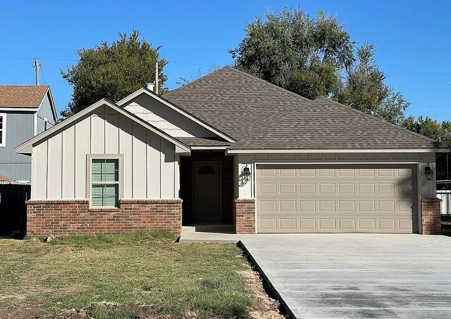 Beautifully Updated 4-Bedroom Home Near Downtown OKC — Photo 1