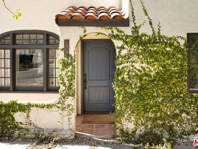 3320 Community Ave, Glendale, CA, 91214