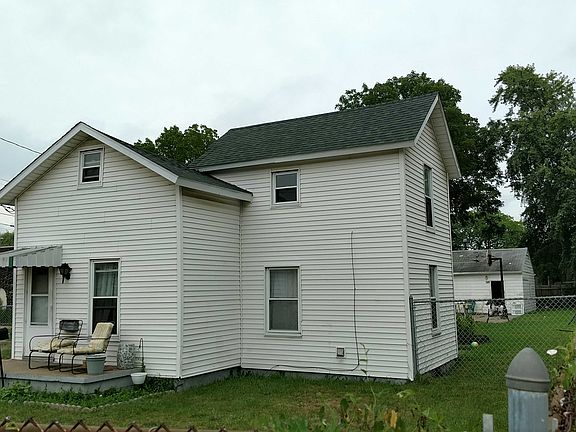 3rd image of 1216 N Martin L King Jr Blvd