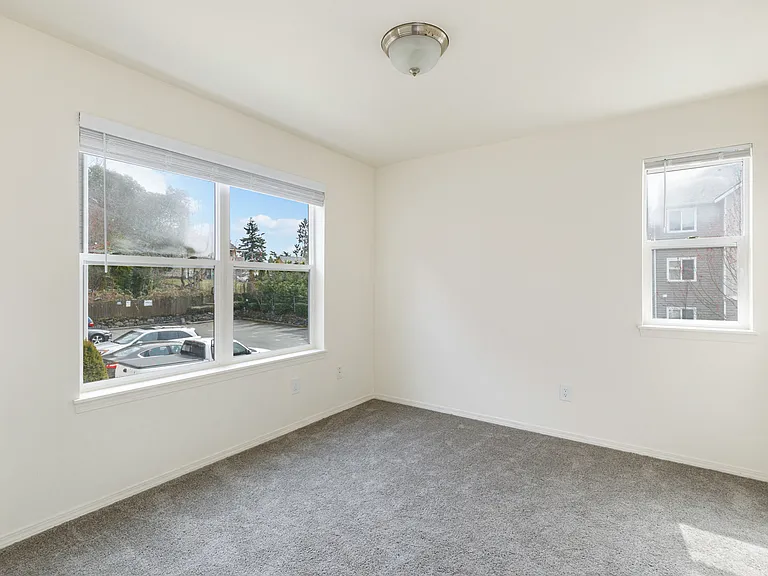 Shorewood — Photo 12