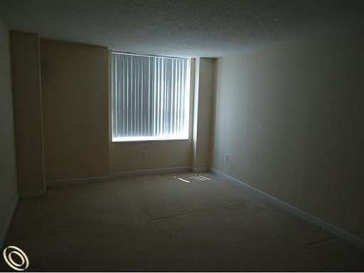 4th image of 250 E Harbortown Dr #74/712