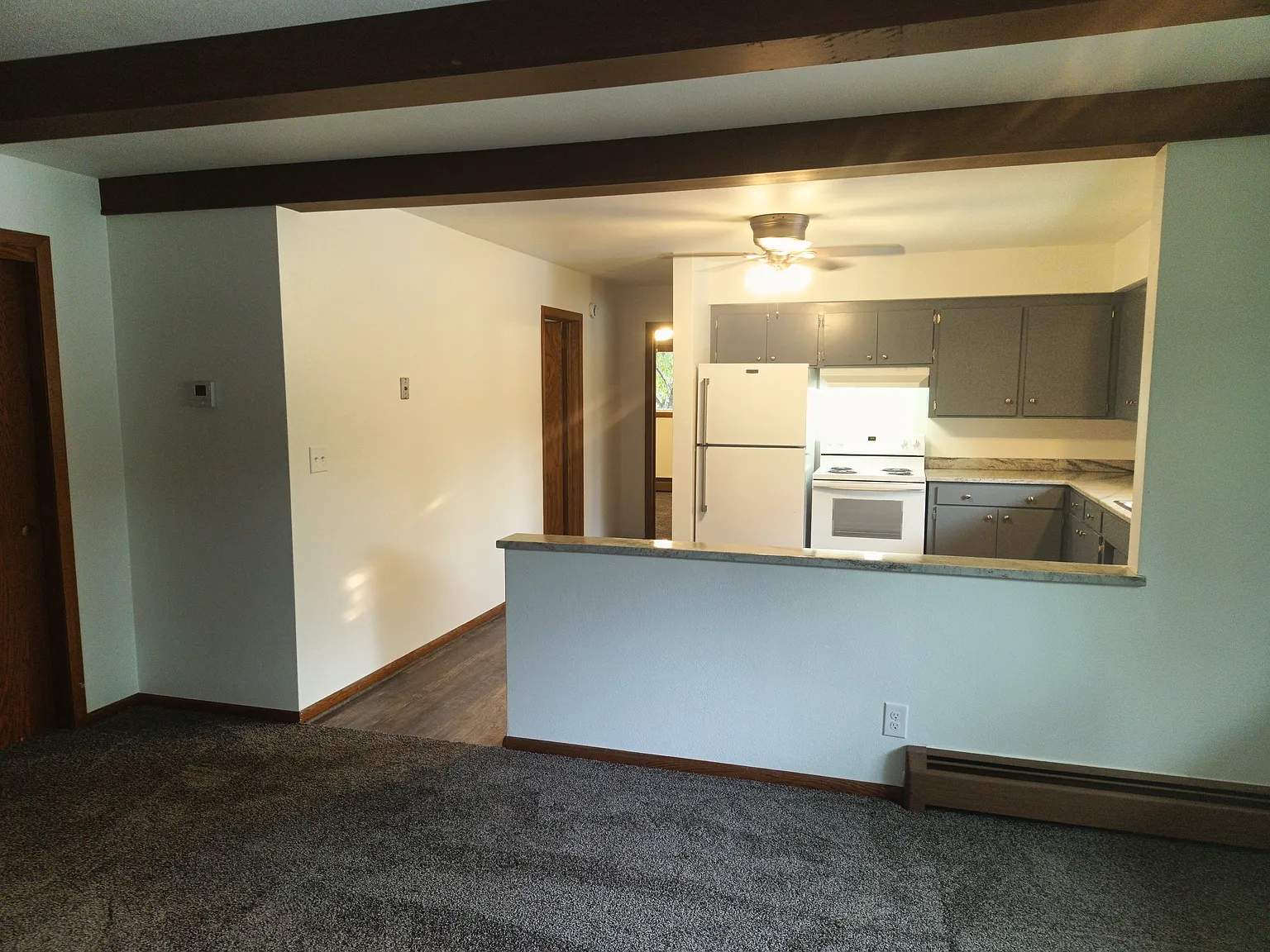 2 bed, $1,250 — Photo 4
