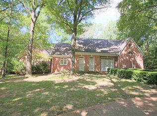 615 Shady Hollow Cv, Eads, TN 38028