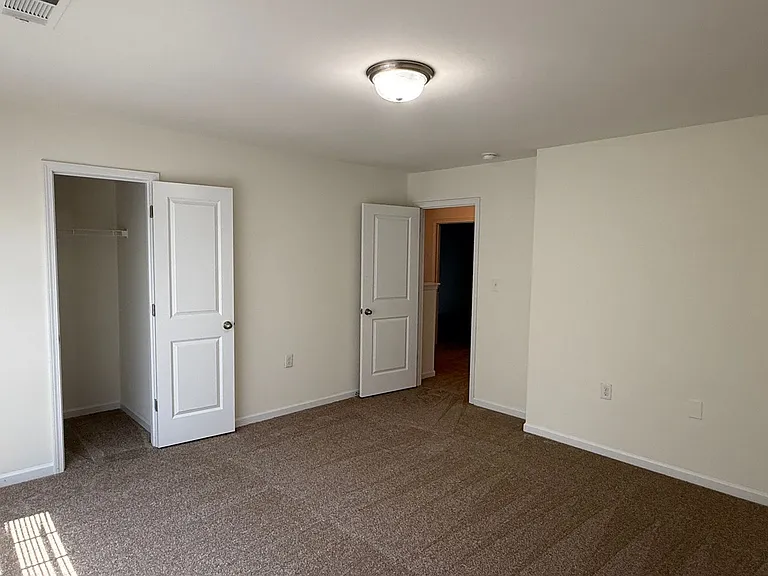 1933 Stoney Point Cir — Photo 19