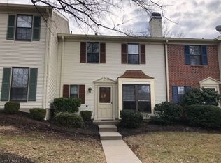 26 Woodward Ln, Basking Ridge, NJ 07920