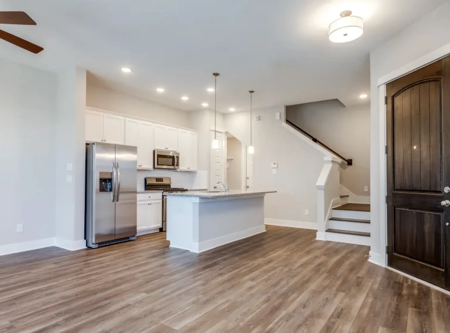 3 bed, 2.5 bath, 1589 sqft, $2,712 — Photo 1