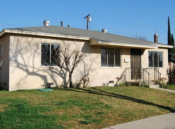 2nd image of 8336 Sylmar Ave