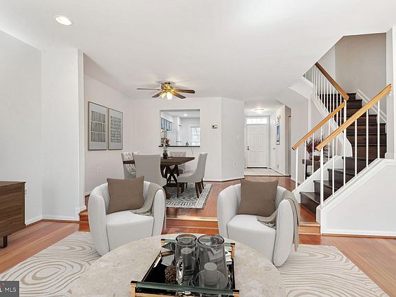2nd image of 14055 Betsy Ross Ln