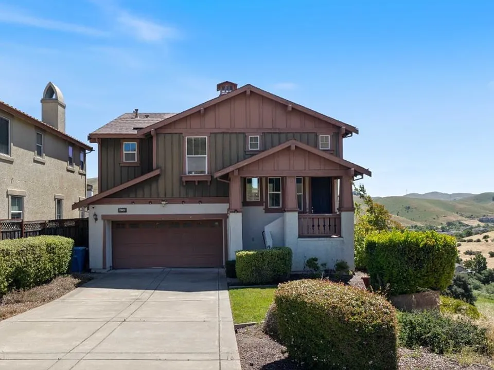 6638 Solitude Ct