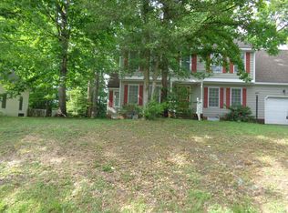11113 Arbor Green Dr, Chester, VA 23831