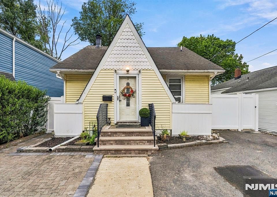 1st image of 3 Seminole Avenue