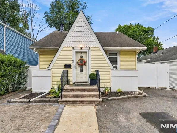 3 Seminole Avenue, Dumont, NJ 07628