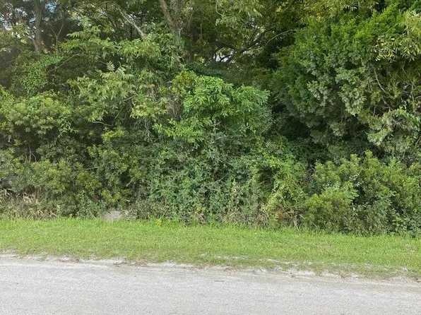 154 Ware Creek Road, Beaufort, NC 28516