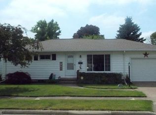2207 Karl Ann Dr, Sandusky, OH 44870