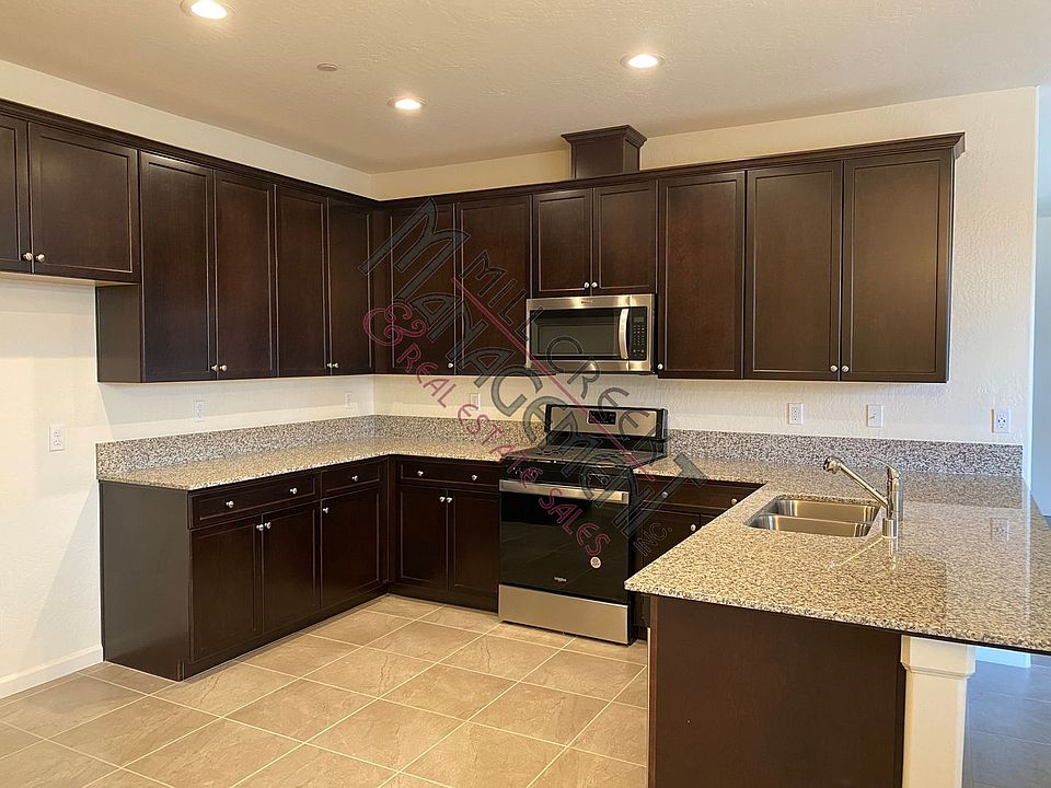 344 W Kimball Ave, Visalia, CA 93277 Zillow