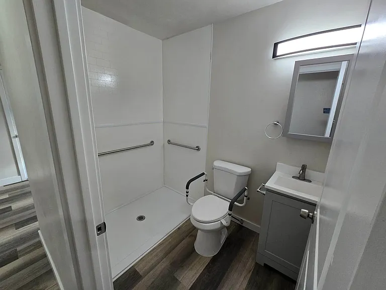 5305 Santa Margarita St — Photo 4
