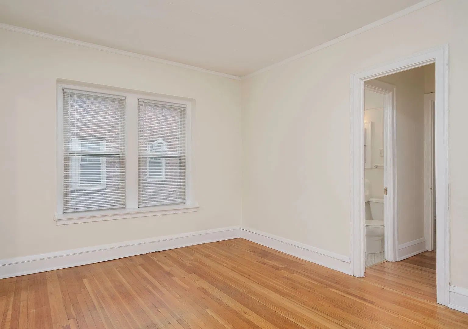 2310 Harriet Ave S — Photo 4