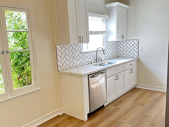 3rd image of 203 S Arnaz Dr #2031