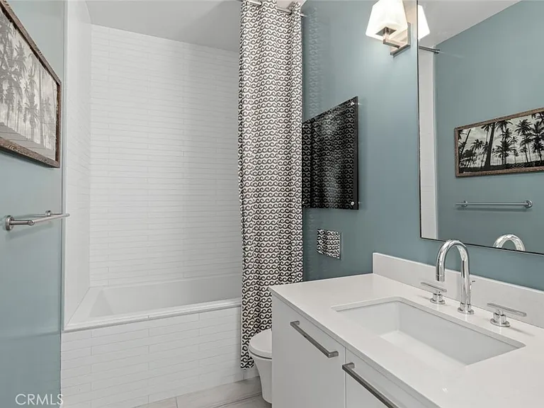 2280 Newport Blvd #203 — Photo 8