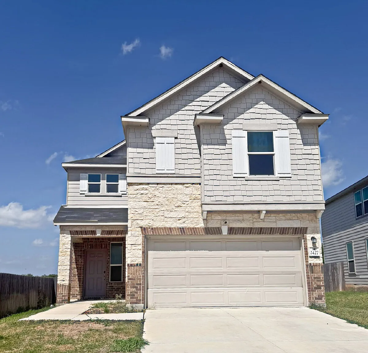 3 bed, 2.5 bath, 1777 sqft, $2,000 — Photo 1