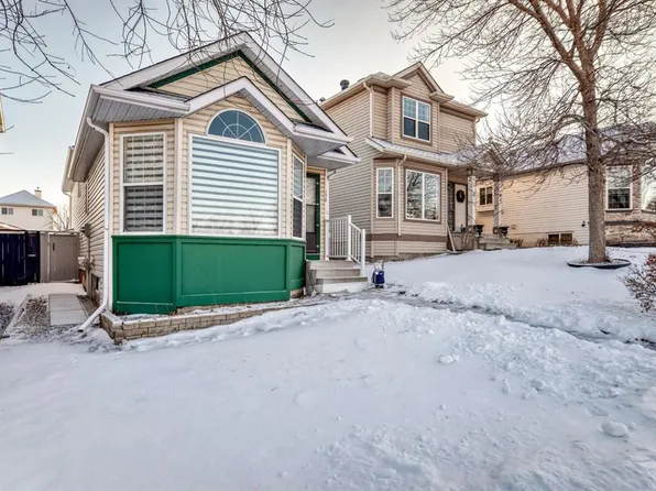 158 N Somervale Close SW, Calgary, AB T2Y 3L4
