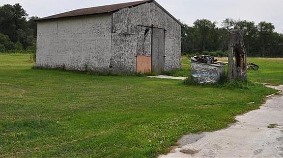 2nd image of 120 Kline Ave
