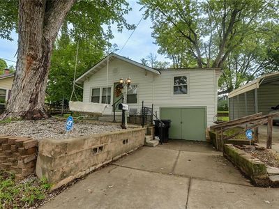 1317 S Pleasant St, Independence, MO, 64055