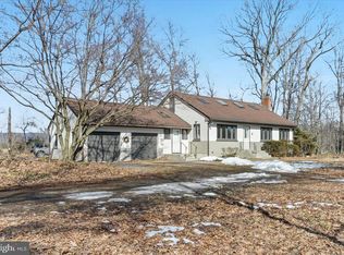 65 Hawk Ln, Schuylkill Haven, PA 17972