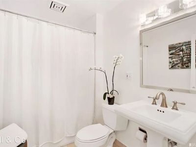 1 Daniel Burnham Ct APT 812, San Francisco, CA, 94109