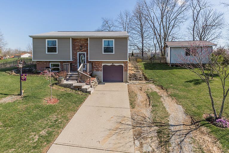1st image of 2010 Woodmeadow Dr