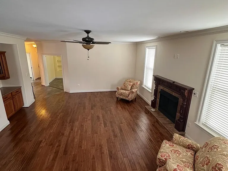 28795 Old Village Rd — Photo 37