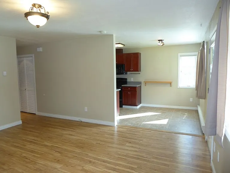 9236 Emily Way — Photo 6