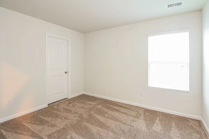 127 Dorian Loop — Photo 11