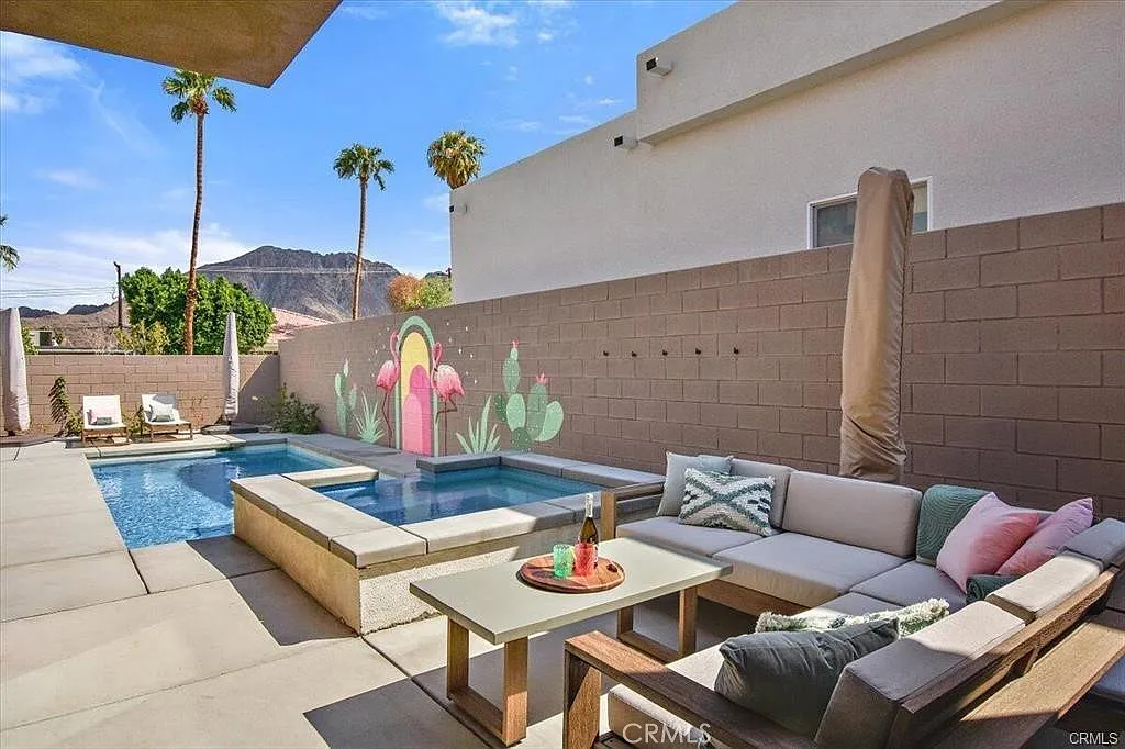 4 bed, 2.5 bath, 1883 sqft, $5,000 — Photo 3