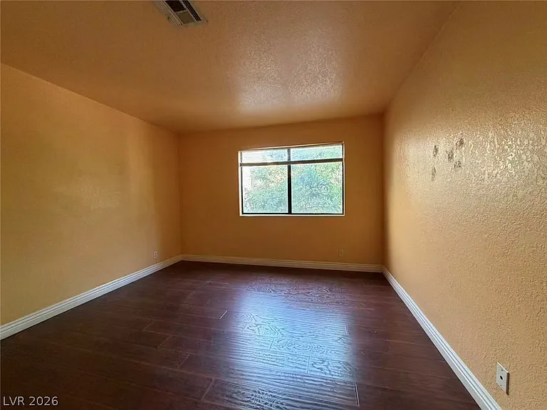 5072 S Rainbow Blvd #202 — Photo 6