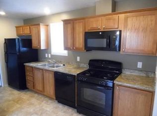 405 Hillcrest St, Cadillac, MI 49601