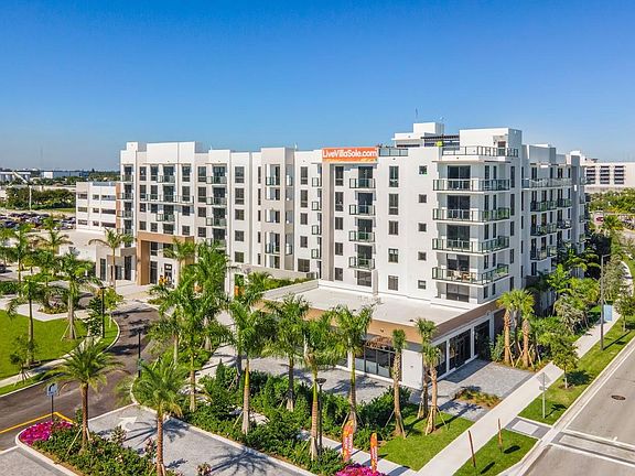 2nd image of 2203 Sole Mia Square Ln #533