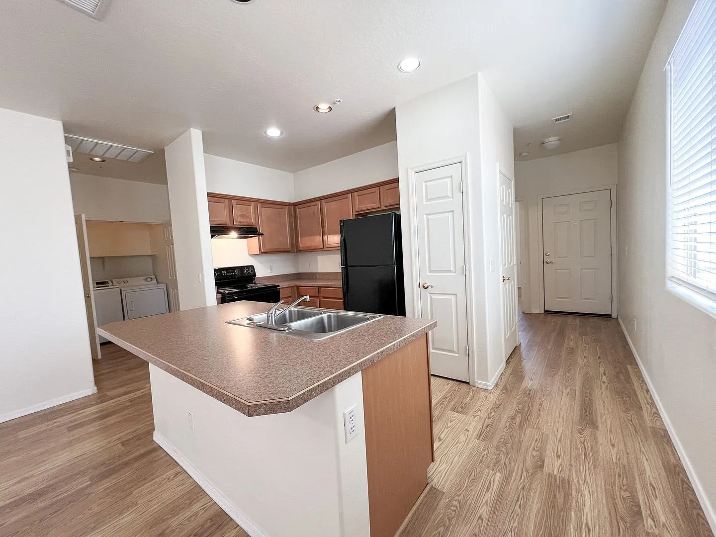 Townhome - Cottonwood - Villas On Elm — Photo 4