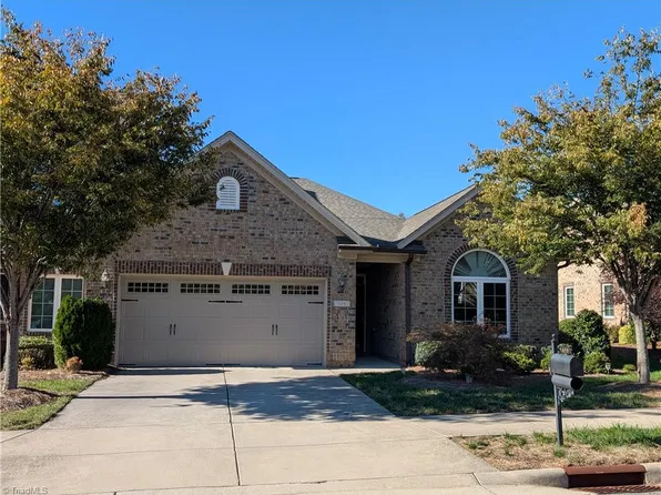 659 Piedmont Crossing Dr, High Point, NC 27265