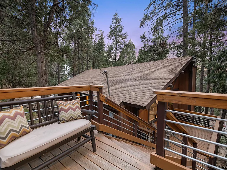24166 Cresta Dr — Photo 47