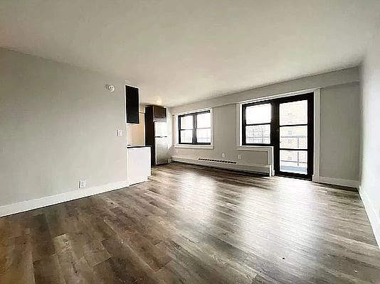 1st image of 260 Audubon Ave #19P