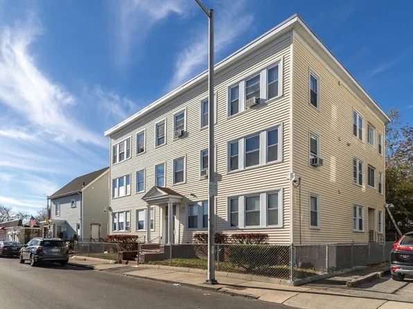 10 Surfside Rd Unit 11, Lynn, MA 01902