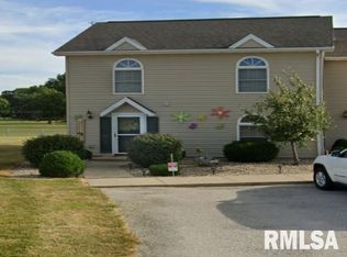 605 Beyers Lake Est #1, Pana, IL 62557