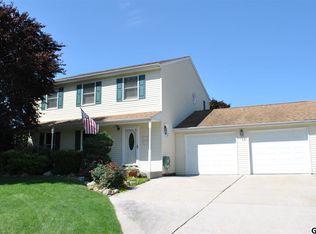 106 Ian Dr, Mount Holly Springs, PA 17065